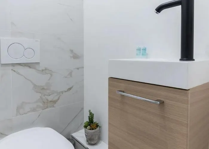 Apartment Grands Boulevards 3g